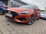 Hyundai i30NAVI*LED SW*KLIMAAT*PDC vo&hi&R.KAMERA*WINTER - Hyundai i30 SW Gebrauchtwagen