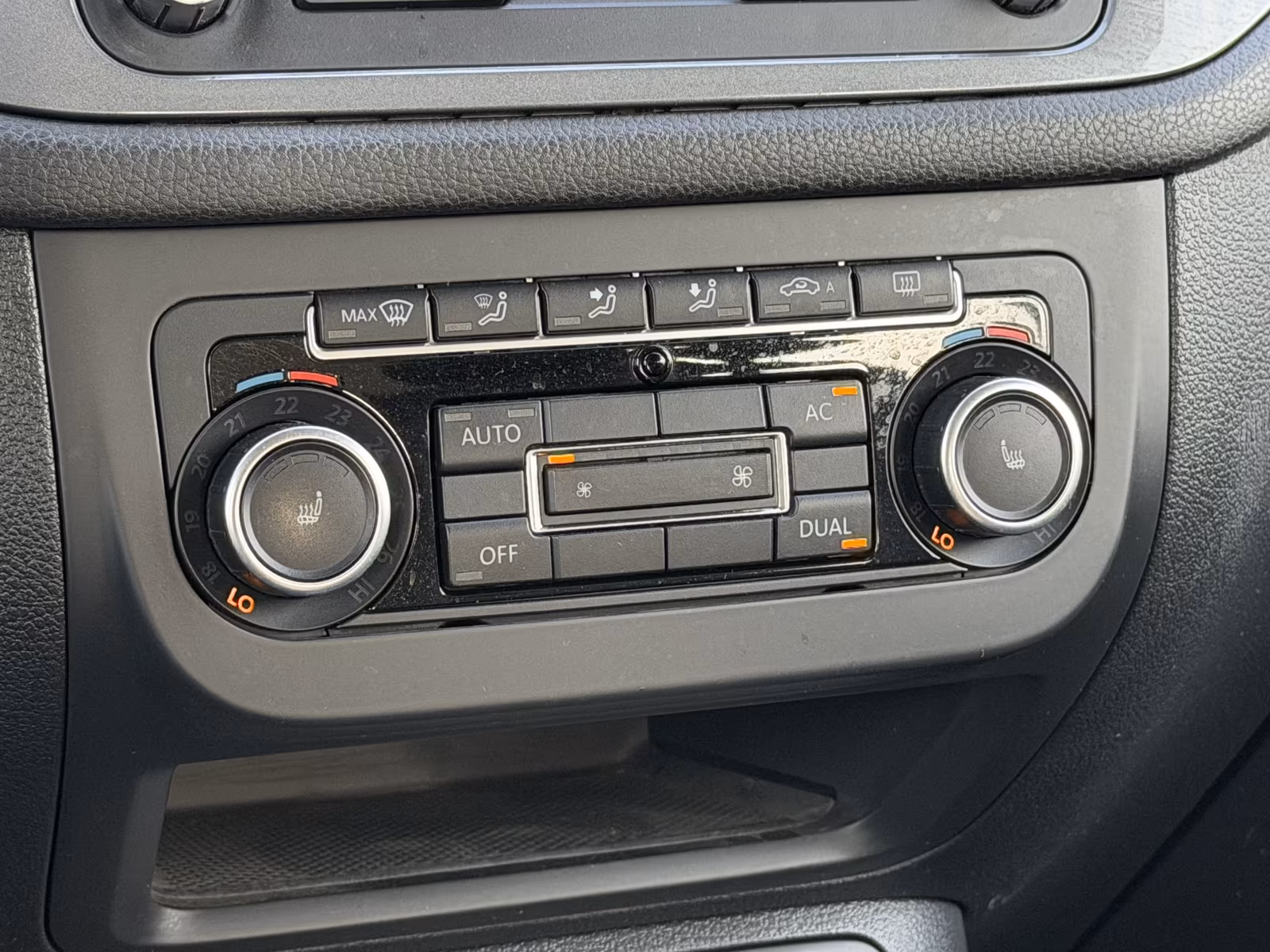 Volkswagen Tiguan Trend & Fun BMT 1.Hand AHK PDC