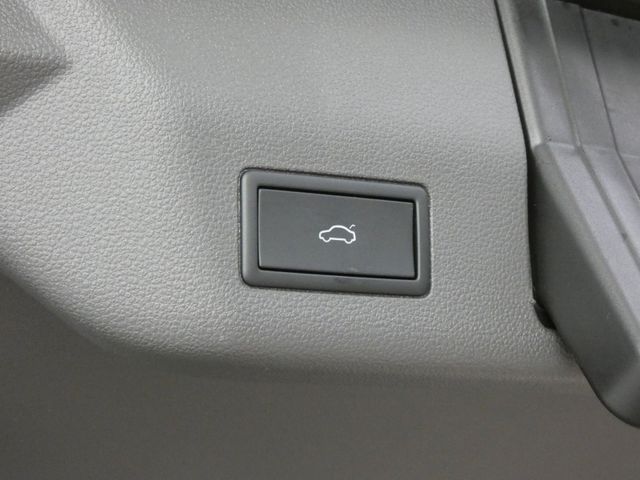 T7 Multivan 2.0 TDI Edition langer Überhang AHK