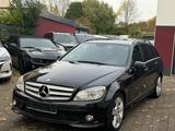 Mercedes-Benz C 320 AMG Paket - Mercedes-Benz C 320: AMG