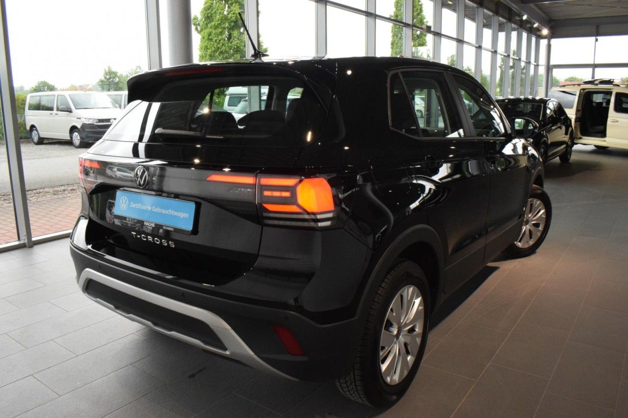 Volkswagen T-Cross - Bild 3