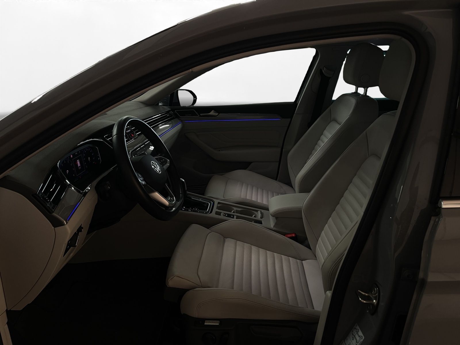 Volkswagen Passat Variant - Bild 15