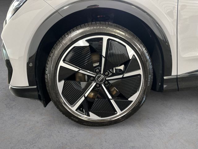 Q4 Sportback e-tron 55 QUATT S LINE MATRIX+AHK+P