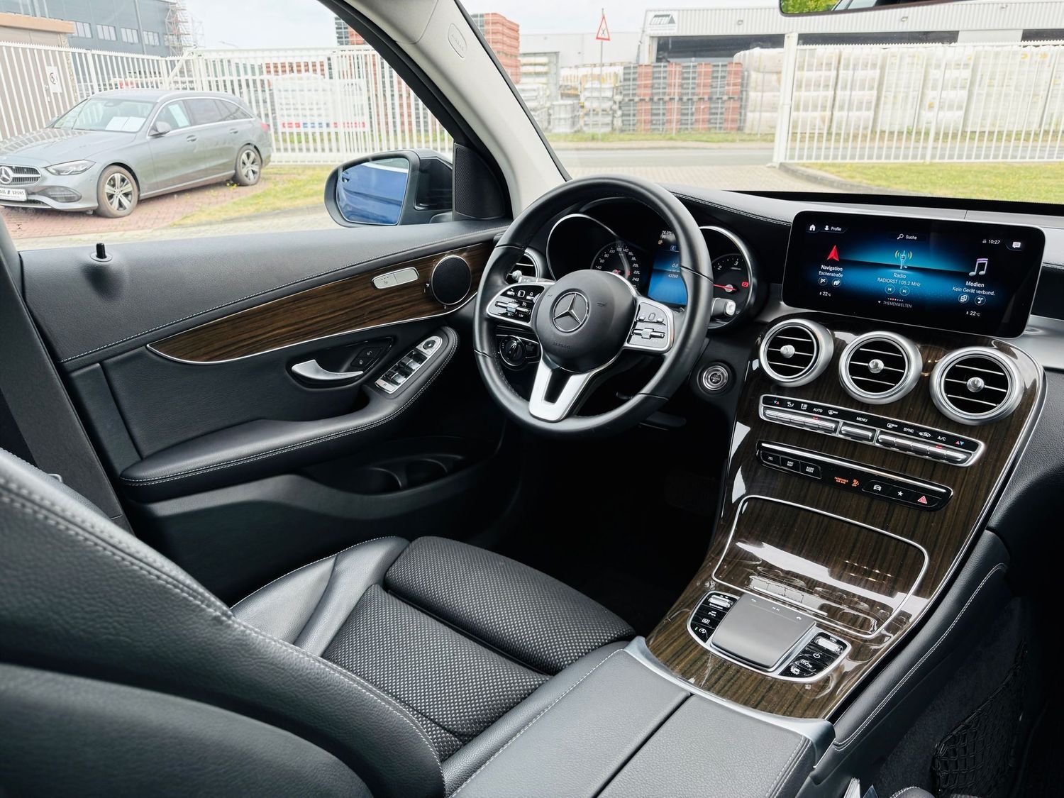 Fahrzeugabbildung Mercedes-Benz GLC 220 d 4M OFFROAD EXCLUSIV, LED, RFK, Spur, T