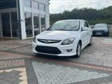 Hyundai i30 1.6 CRDi Classic - Hyundai i30 aus 2010 mit Diesel-Antrieb