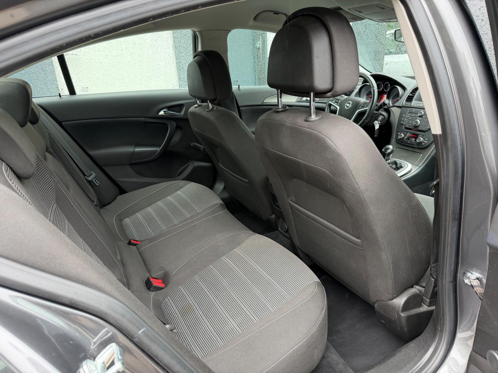 Opel Insignia A 1.6 Lim. Edition Navi Klimaauto Tempo