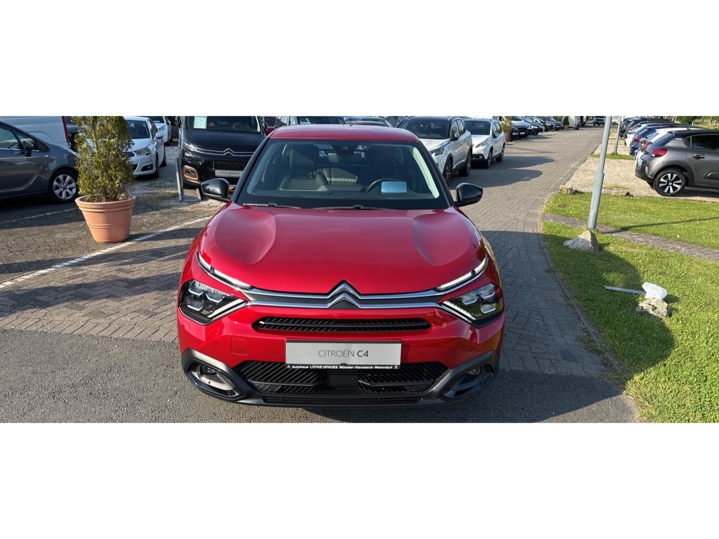 Fahrzeugabbildung Citroën C4 Elektro 136 Feel Pack HUD Navi LED  CarPlay