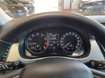 Skoda Fabia Ambition *TEMPOMAT*KLIMA*SZHZ*