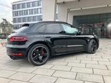 Porsche Macan Turbo, 400 PS, Vollausstattung - Porsche Gebrauchtwagen in Erlangen