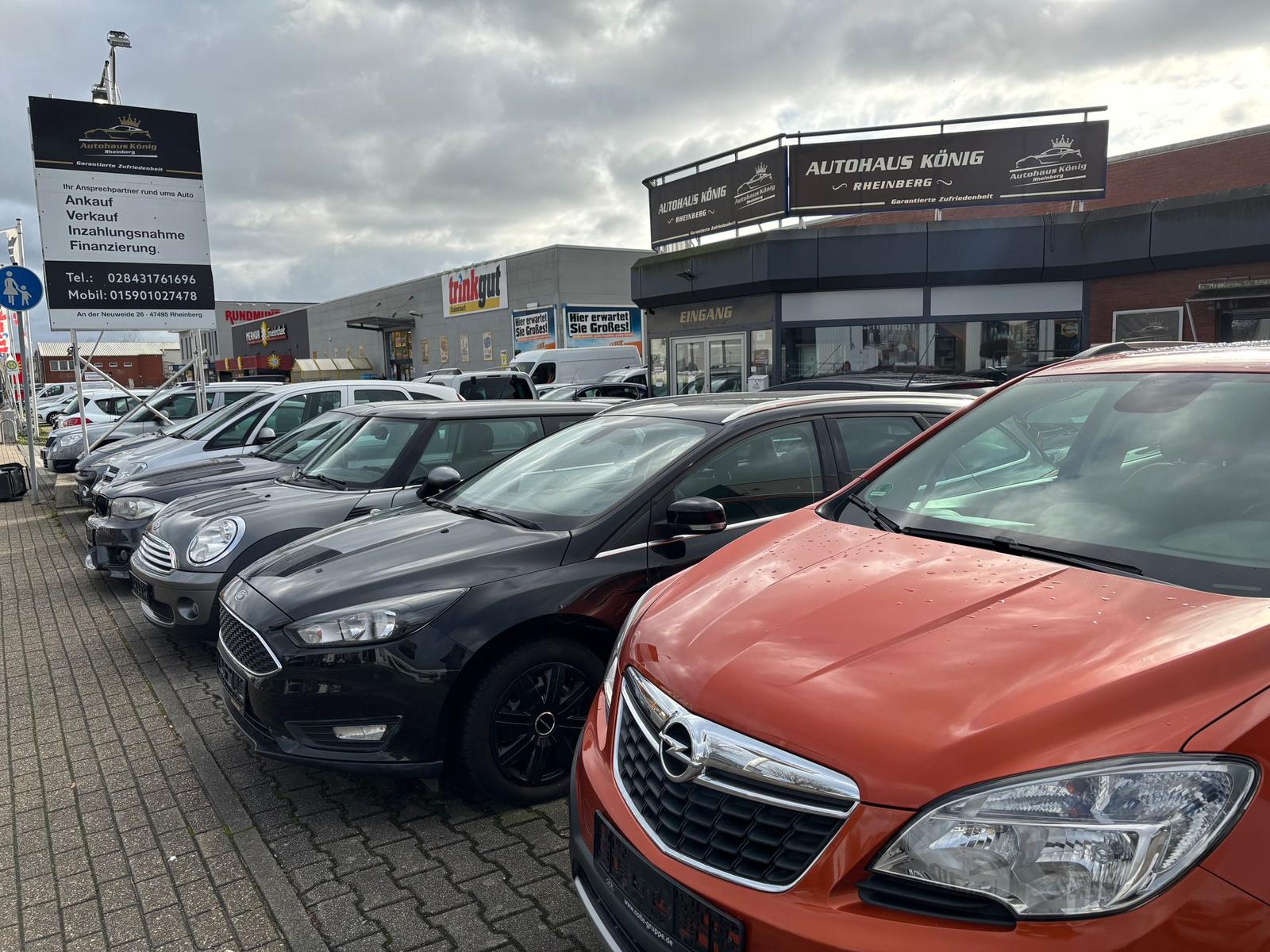 showroom-image-bottom