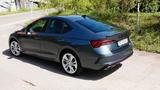 Skoda Octavia 1.4 TSI iV RS DSG 19" Sportsitze Sound  - Skoda Octavia: Grün