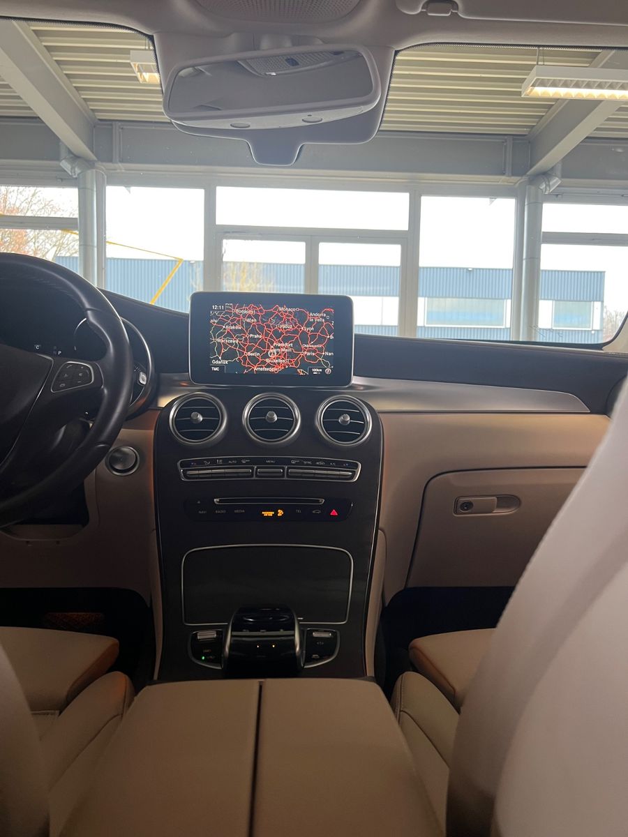 Fahrzeugabbildung Mercedes-Benz GLC 250 d 4Matic* 1. Hand * Exclusive *