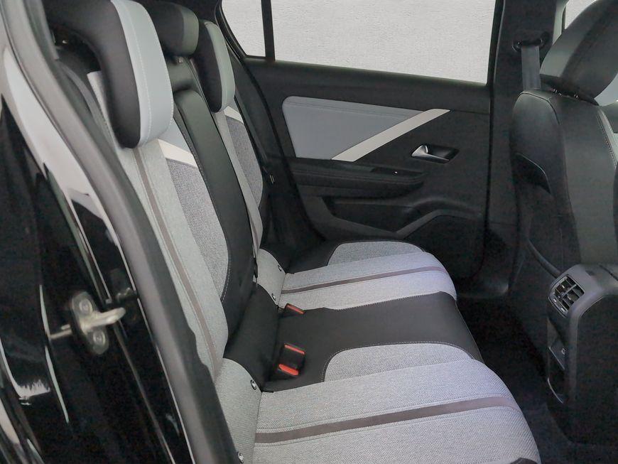 Opel Astra 1.2 Turbo Elegance NAVI+LED+SHZ+PDC