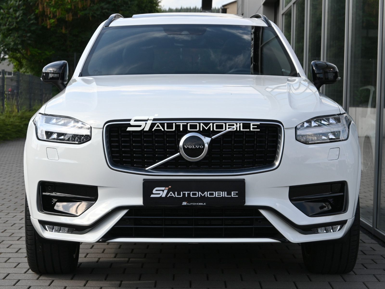 Fahrzeugabbildung Volvo XC90 B5 D AWD R-Design °ACC°AHK°PANO°STANDHEIZ°