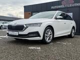 Skoda Octavia Combi Style 2.0 TDI NAVI DSG 1.HAND AHK - Skoda Octavia aus 2023