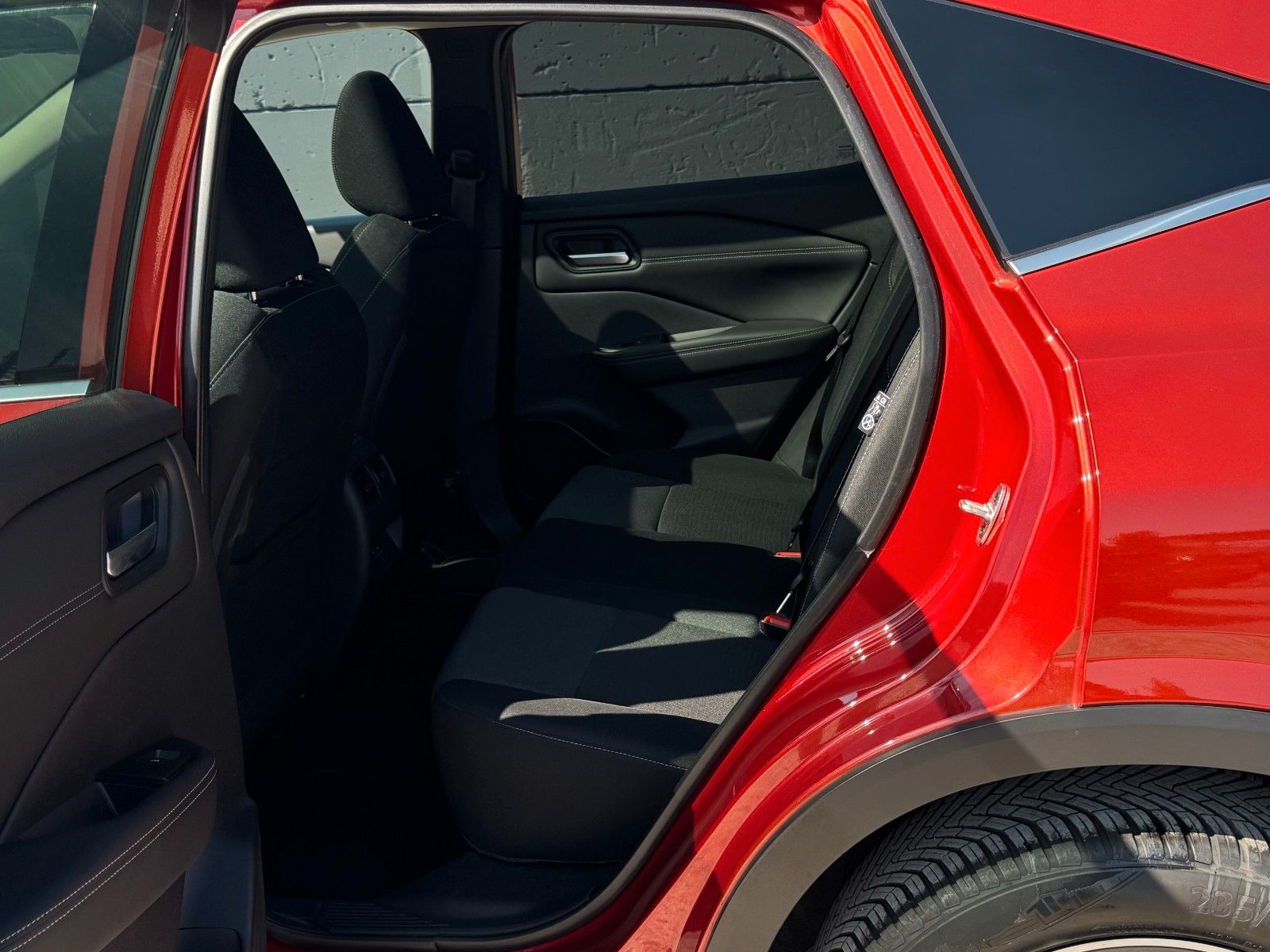 Fahrzeugabbildung Nissan Qashqai 1.3 DIG-T MHEV N-Connecta Pano 360° ACC