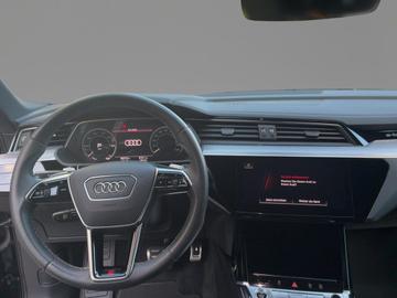 صورة 5 لـ 2023 AUDI Q8 E-TRON