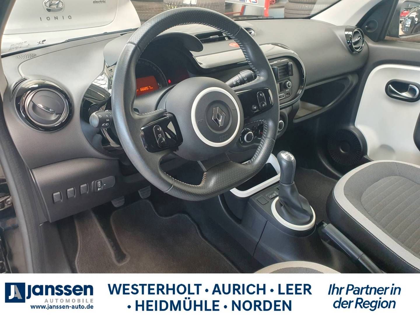 Fahrzeugabbildung Renault Twingo SCe 70 Experience