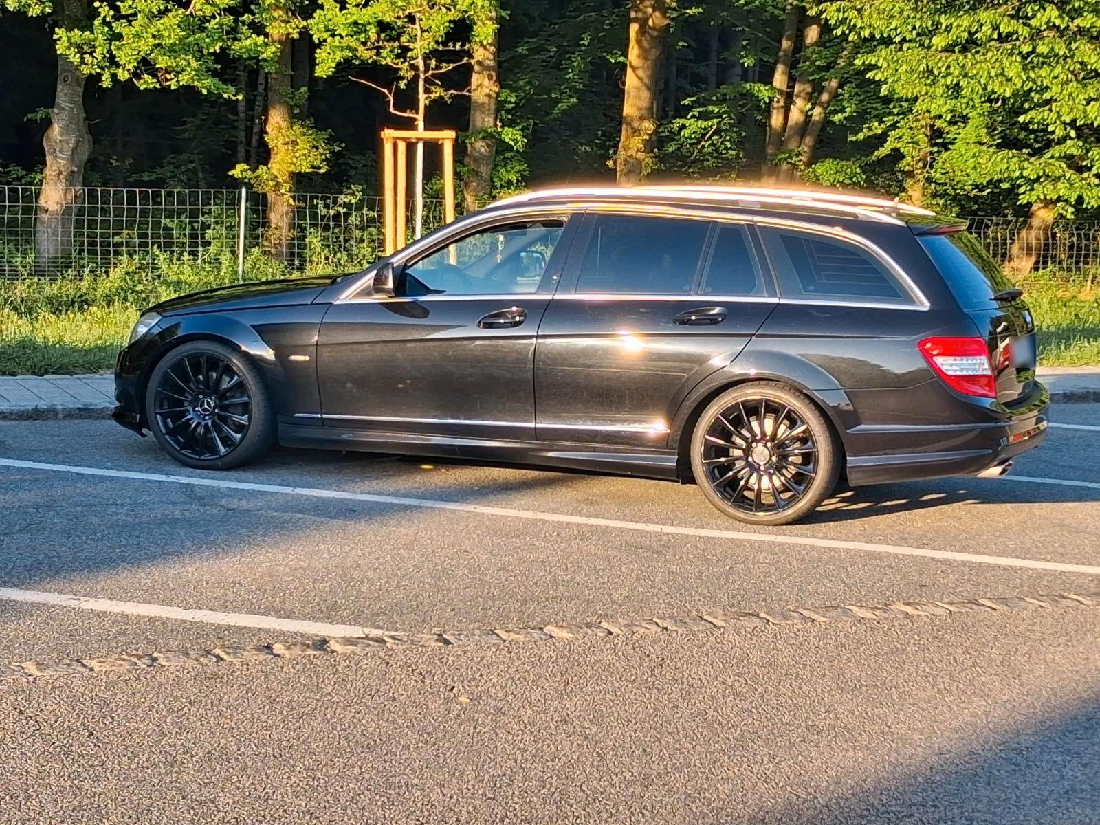 Mercedes-Benz 280, 2008