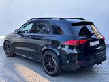 Mercedes-Benz GLE 53 AMG 4Matic+/HUD/Pano/Burmester/7-Sitzer - Mercedes-Benz GLE 53 AMG mit Benzin-Antrieb: Geländewagen, Automatik