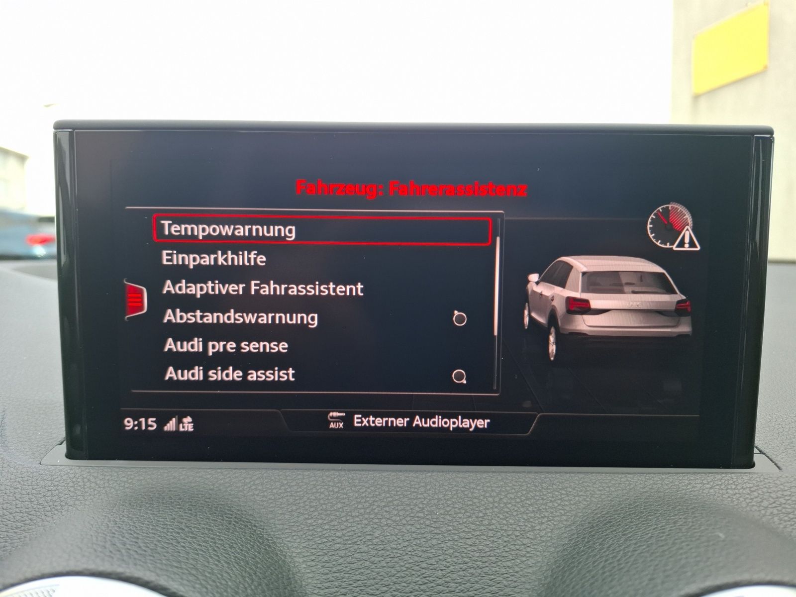 Fahrzeugabbildung Audi Q2 35 TFSI advanced S-tronic LED Navi AVC ACC RF