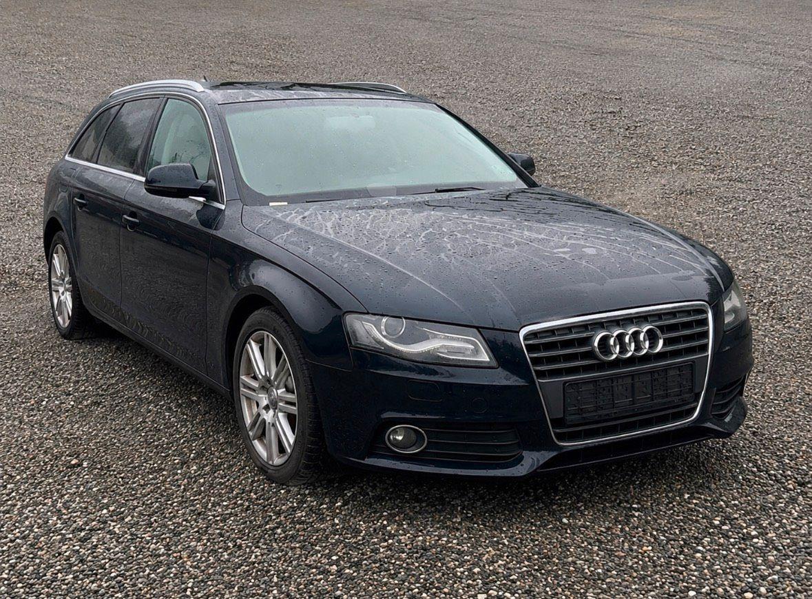 Audi A4 2006 — rear view
