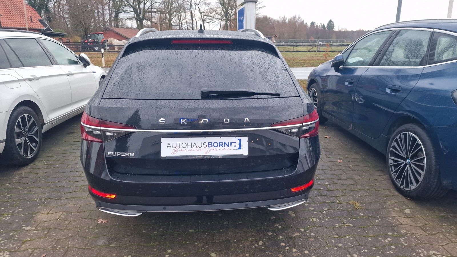Skoda Superb Combi L&K AHK PANORAMA foto 17