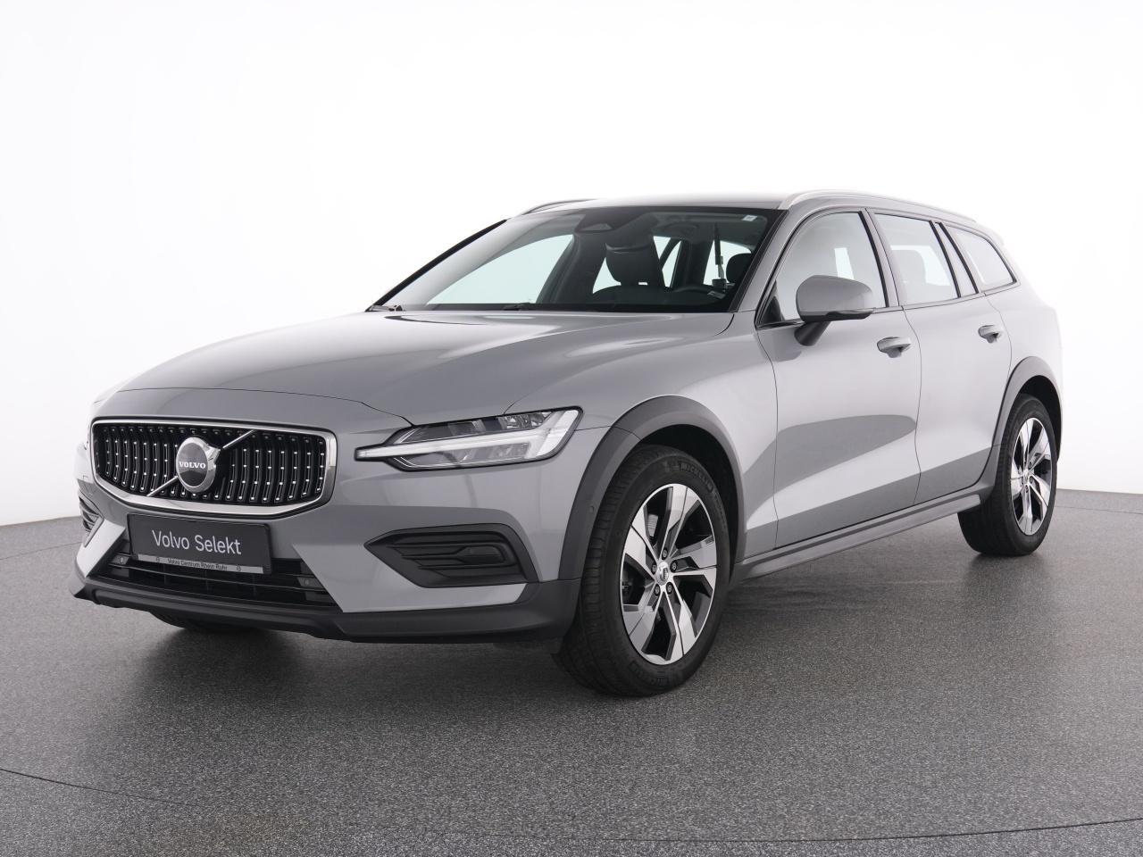Volvo V60 Cross Country B4 AWD PLUS AHK+WINTERPAK