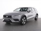 Volvo V60 Cross Country B4 AWD PLUS AHK+WINTERPAK - Volvo V60 Cross Country aus 2024