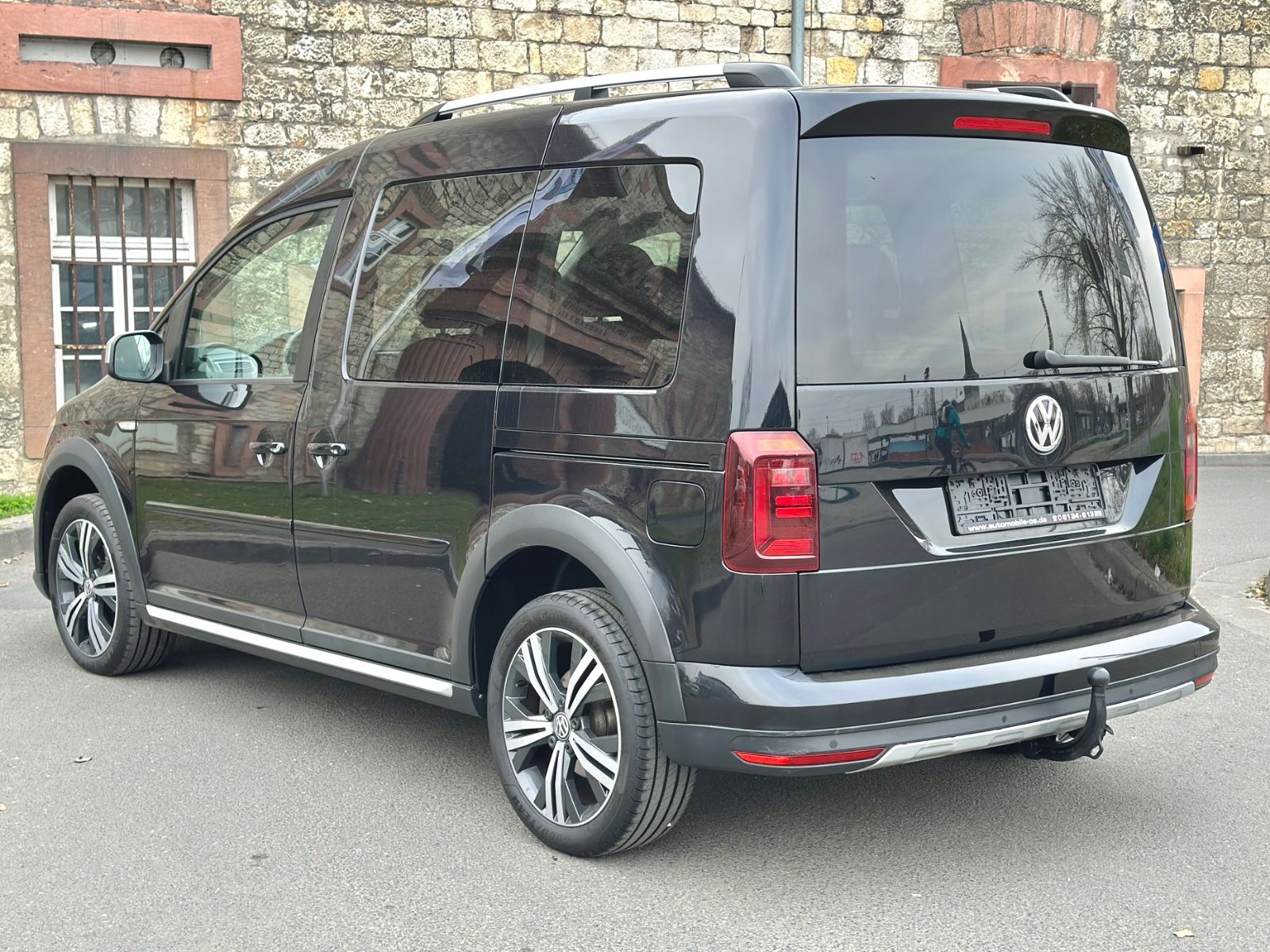 Fahrzeugabbildung Volkswagen CADDY ALLTRACK BMT*AUTOM+AHK+MOD.2020*