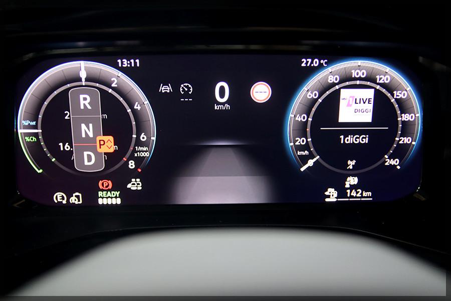 Volkswagen T7 California Coast Hybrid / ANDROID / PDC