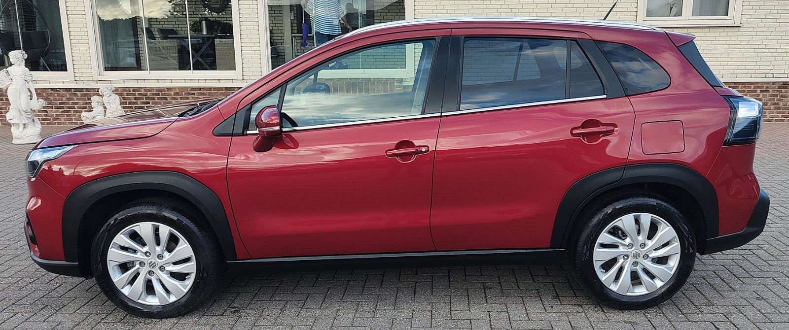 Suzuki ANDERE S-Cross Comfort foll hybride 4100 km imagem 2