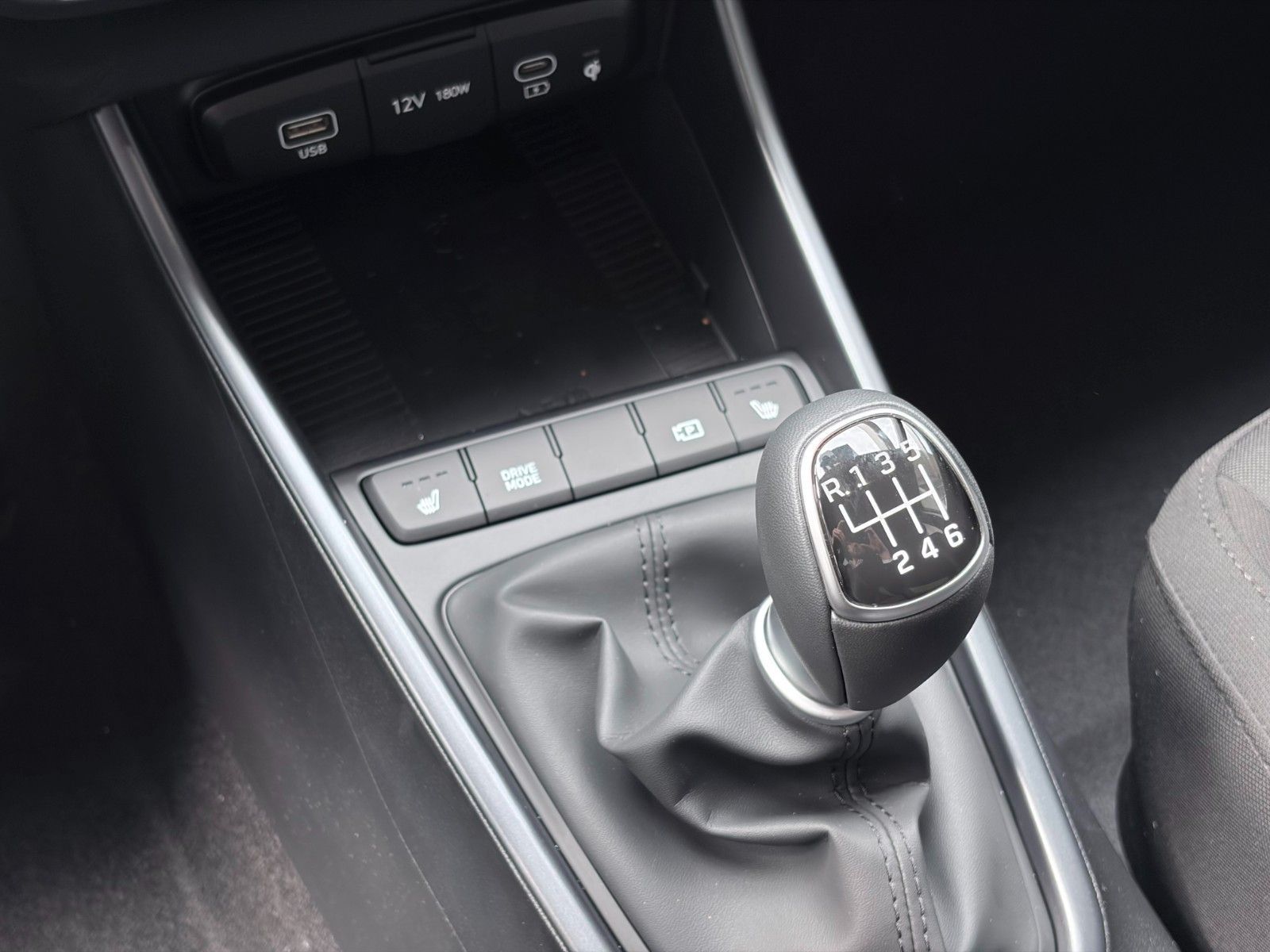 Fahrzeugabbildung Hyundai i20 1.0 T-GDI Trend Navi,SHZ,Kam.,PDC,Virtual,LM