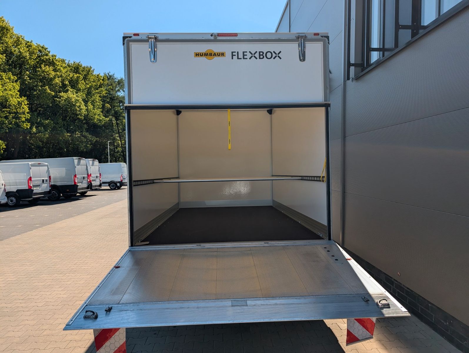 Fahrzeugabbildung Fiat Ducato Serie 2 Maxi 35  L4 Koffer 180 MT LBW