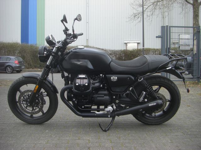 Moto Guzzi V7 STONE ABS 8000 KM MISTRAL AUSPUFF