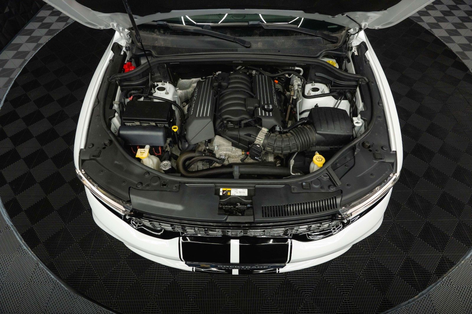 Fahrzeugabbildung Dodge Durango 6.4 V8 SRT Performance 4x4 Night-Paket