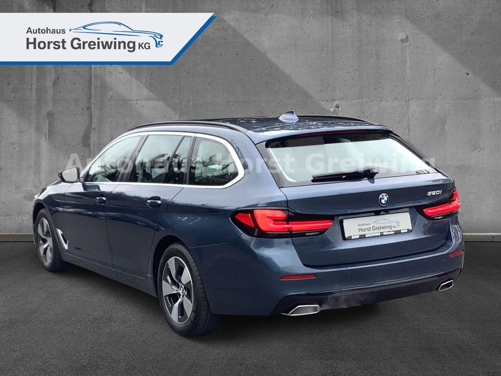BMW 520 i Touring  HUD Pano Sports. Adap.-LED
