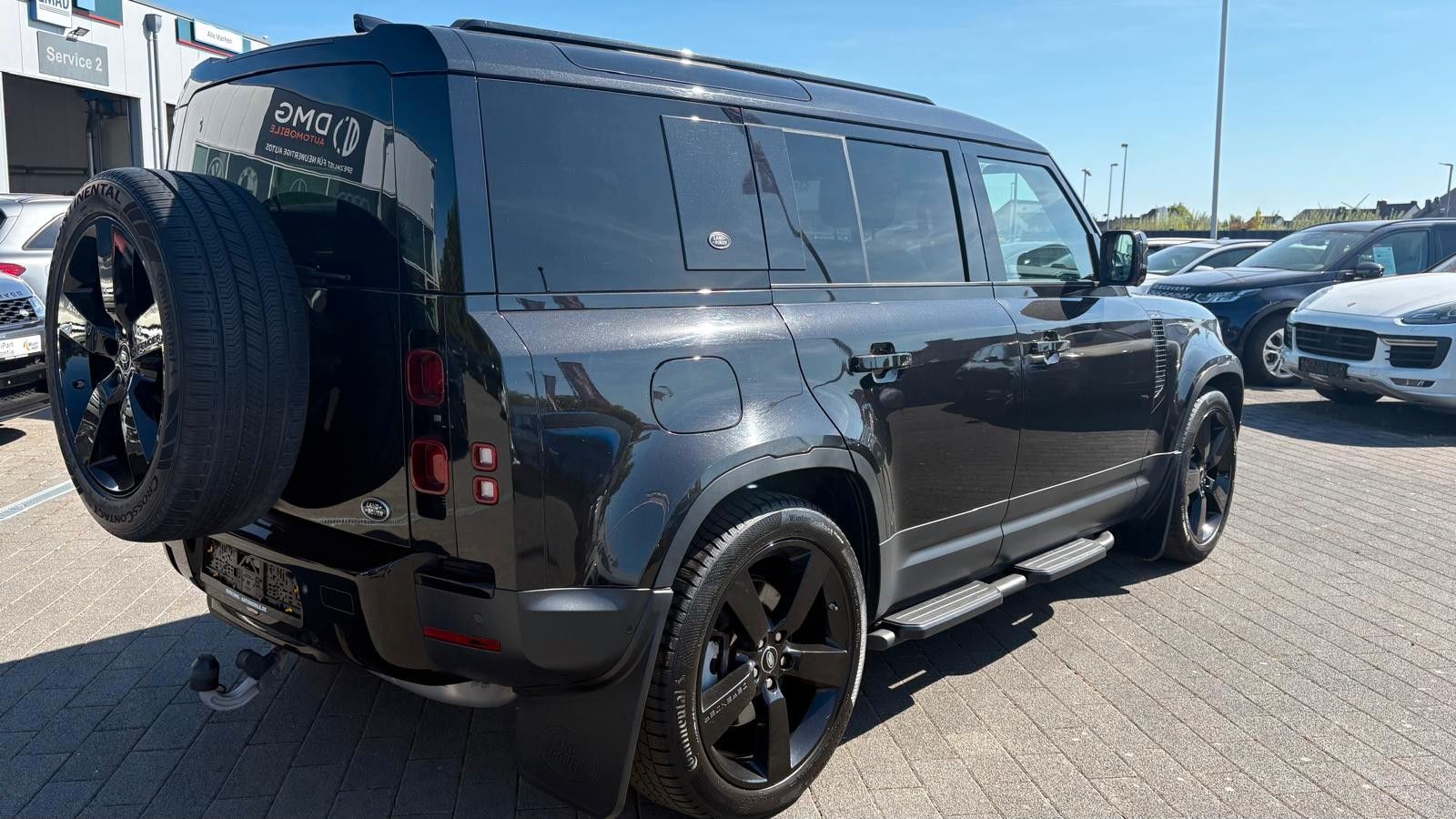 Fahrzeugabbildung Land Rover Defender 110 SE