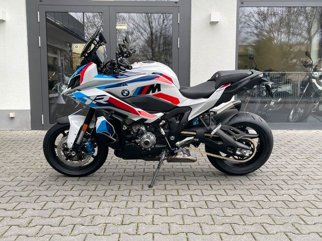 BMW M 1000 XR 