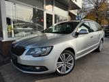 Skoda Superb Combi Elegance Autom. Navi/Panorama/Leder - Skoda Superb in Essen