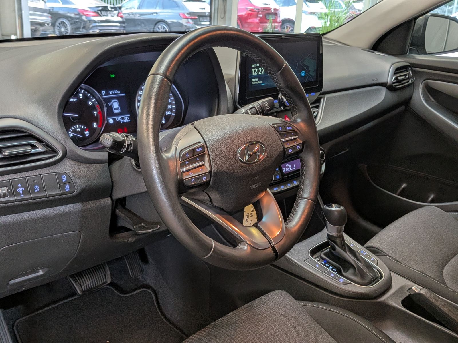 Fahrzeugabbildung Hyundai i30 1.5 T-GDI DCT Trend MHEV Cam Navi LED-Paket