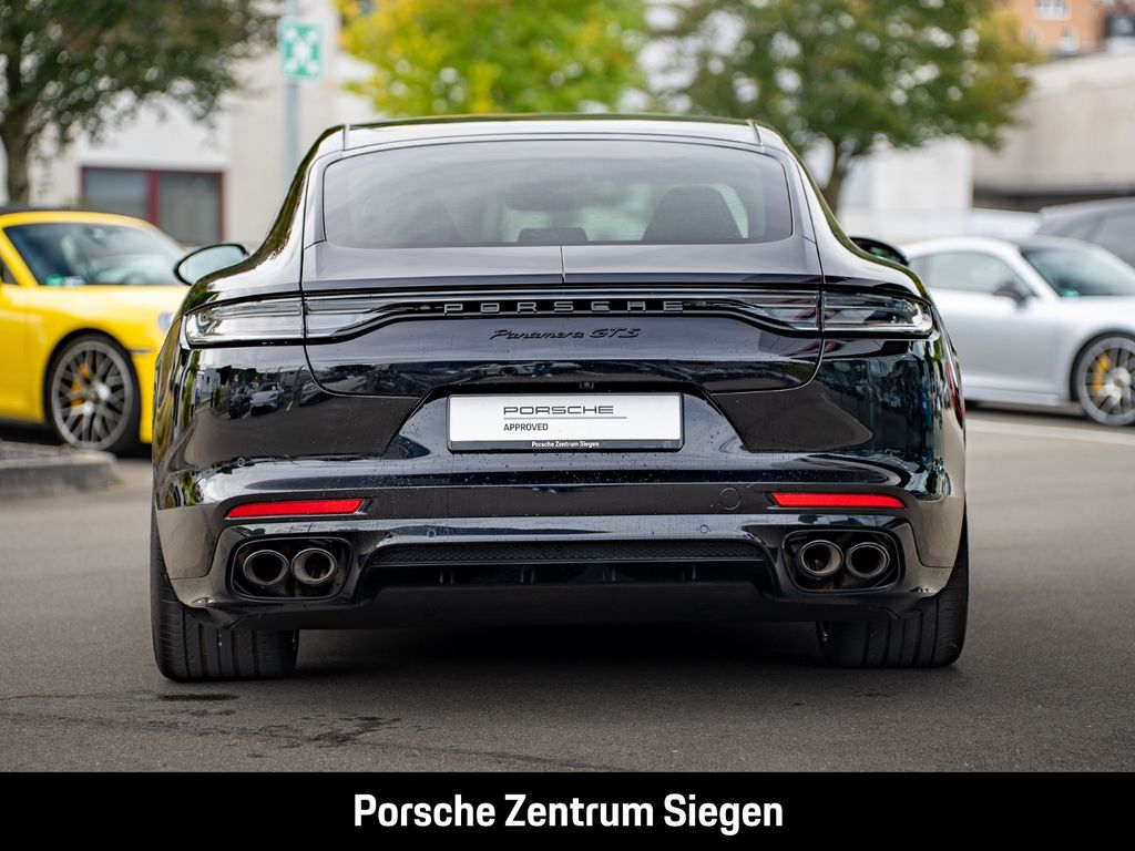 Porsche Panamera GTS