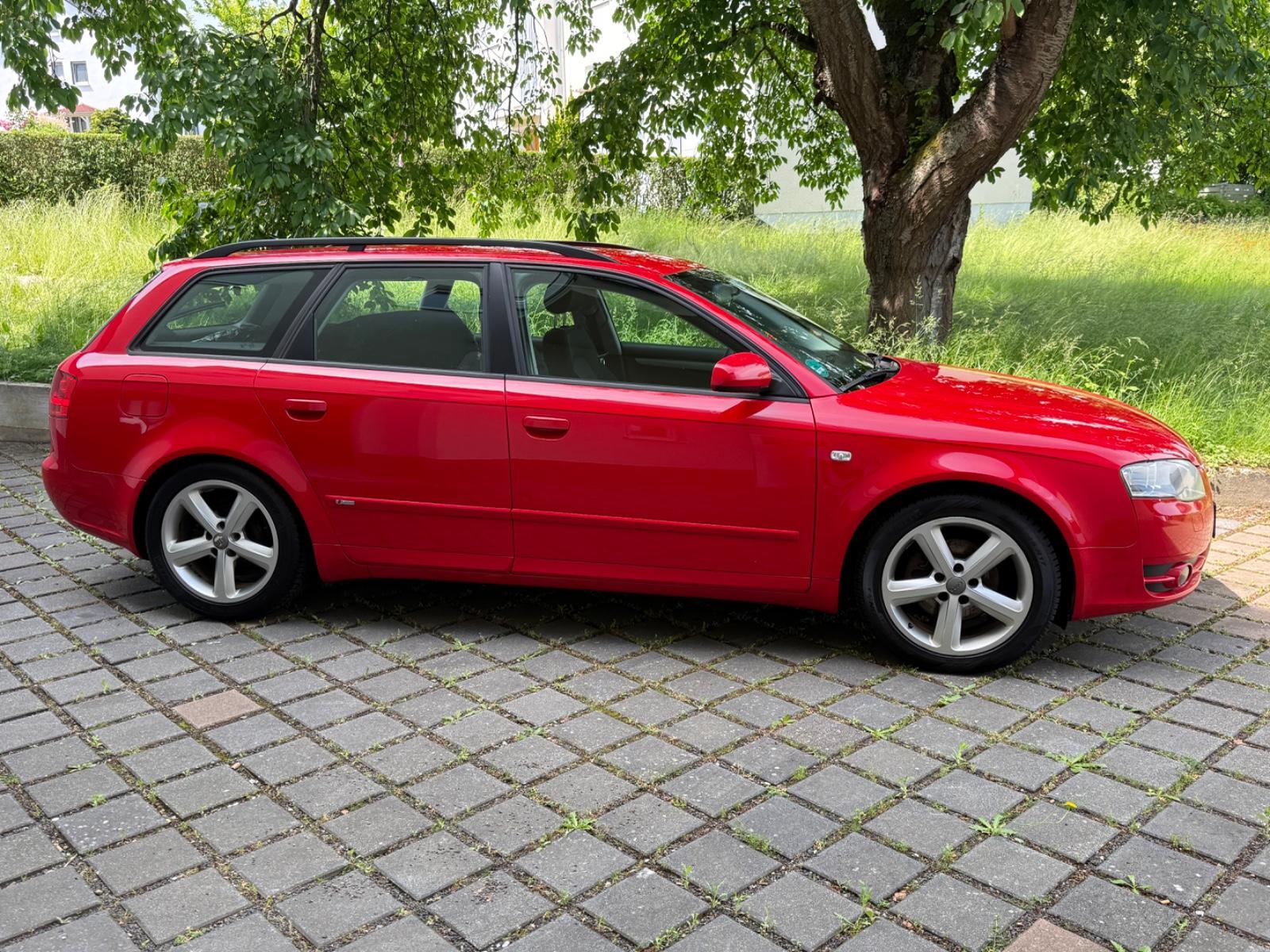 Audi A4 Avant 2.0 TDI S-Line!