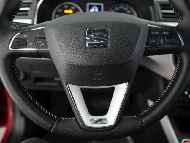 Arona XCELLENCE TSI DSG+AHK+NAVI+RÜCKFAHRKAMERA+