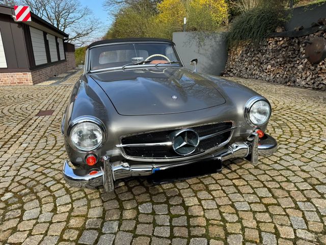 Mercedes-Benz 190 SL perfekt Frame-Off restauriert (2500...