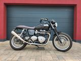 Triumph Thruxton 900 TÜV/AU neu, Shark-Endschalldämpfer - TRIUMPH THRUXTON 900
