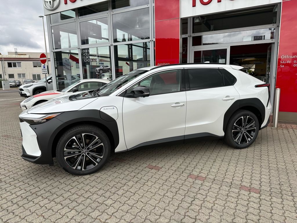 Toyota bZ4X Comfort-Paket imagem 2