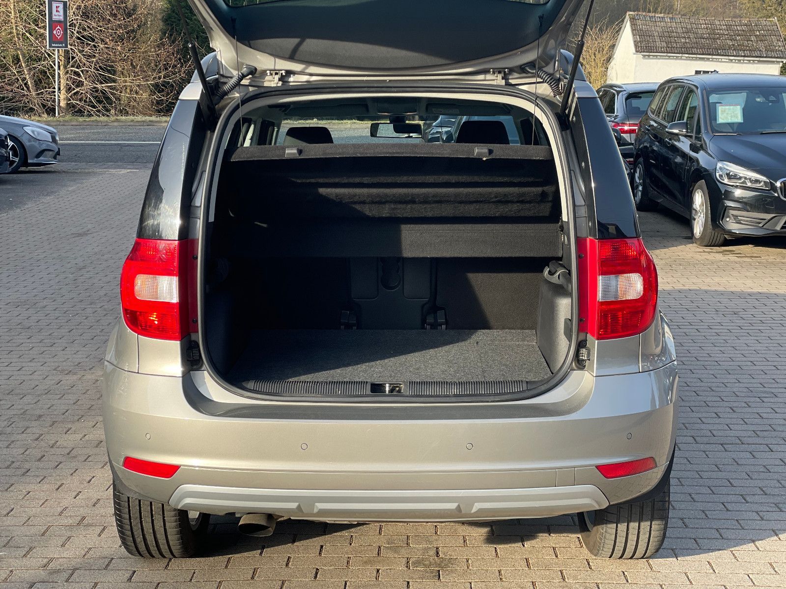 SKODA Yeti, 2014, Benzin, 105 PS