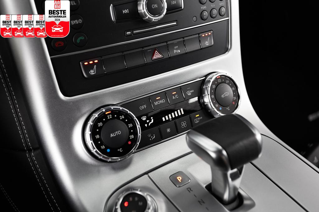 Mercedes-Benz SLS AMG