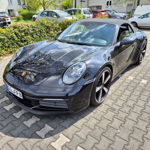PORSCHE 992 Carr 4S Cab,HA,Bose,Sportab,Matrix,Appro neu